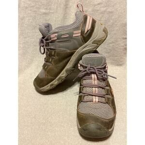 Keen Steens Vent Women’s Size 9 Leather Hiking Shoes Outdoors Cushioned Insoles
